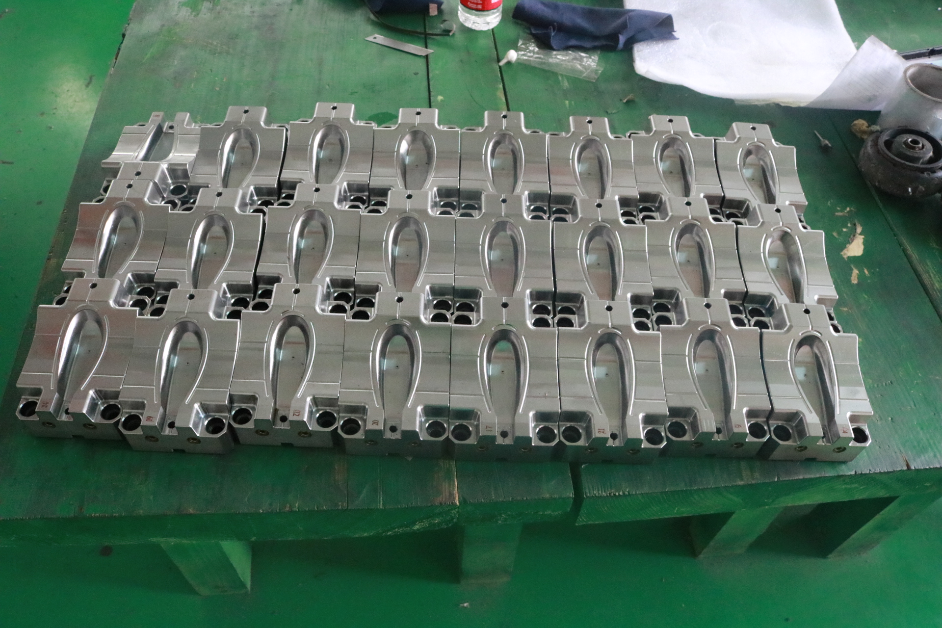 光學(xué)模具拋光
